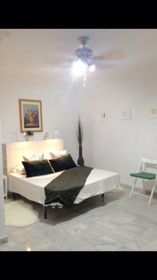 La Línea de la Concepción Apartamentos Vista A Tres Continentes מראה חיצוני תמונה